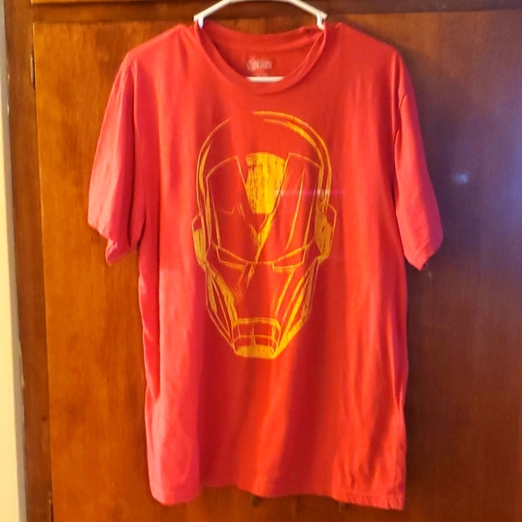 Avengers Shirts Avengers Iron Man Red And Yellow Tshirt Size Large